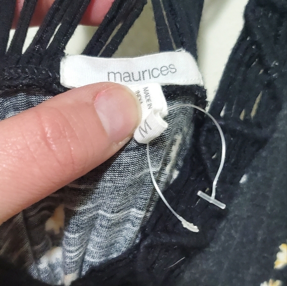 A Floral tank top - Picture 5 of 5